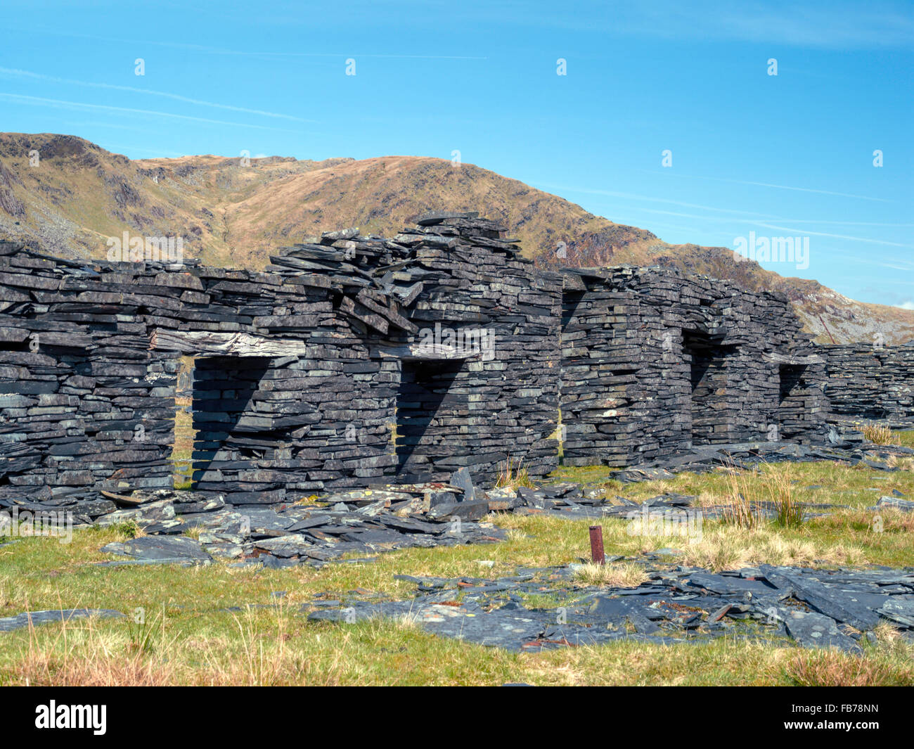 Depuis longtemps abandonné Rhos ardoise haut hébergement montagne près de Capel curig Parc national de Snowdonia. Banque D'Images