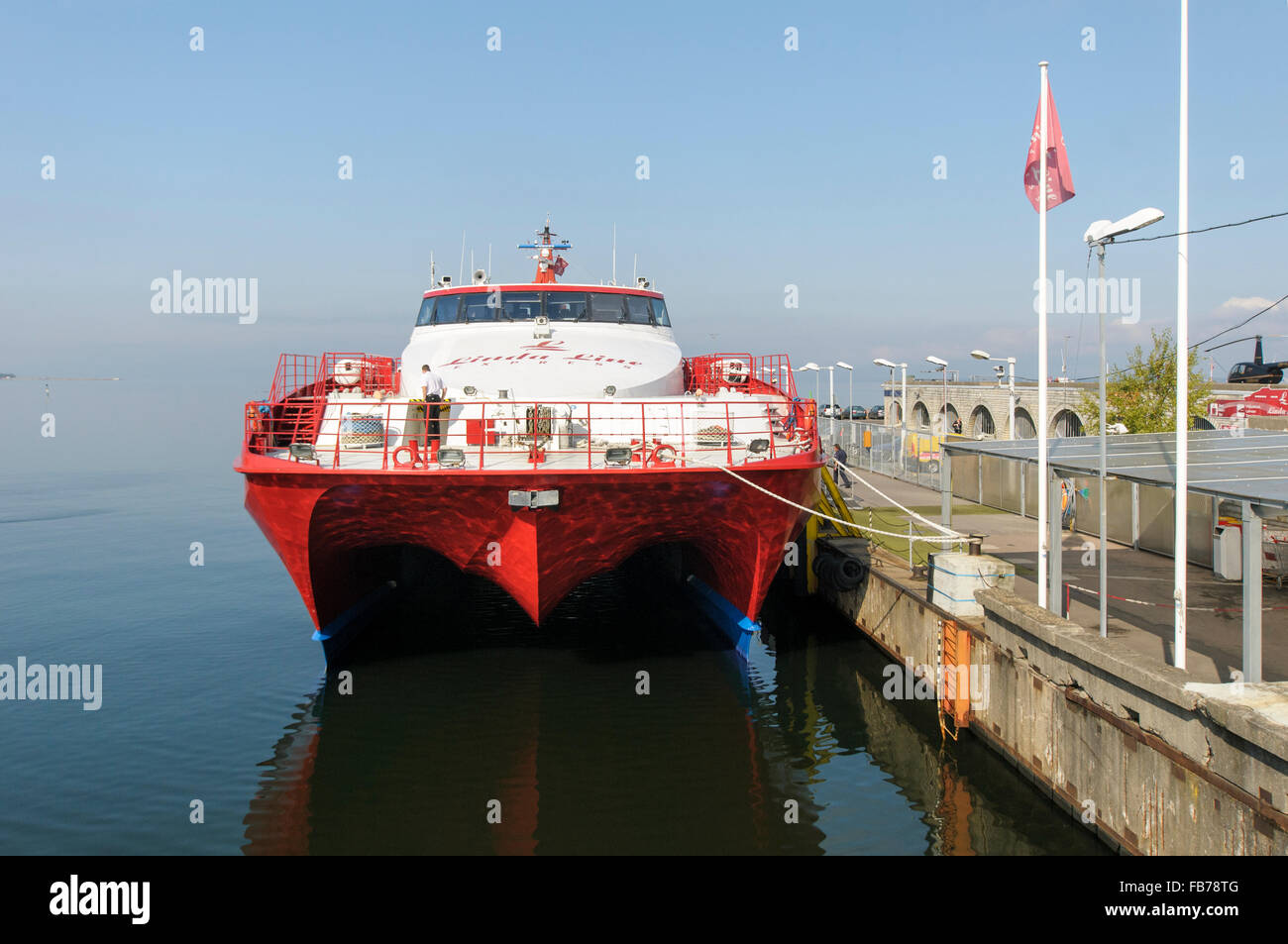 L Estonie Tallinn La Linda Line Express Rapide Catamaran Ferry
