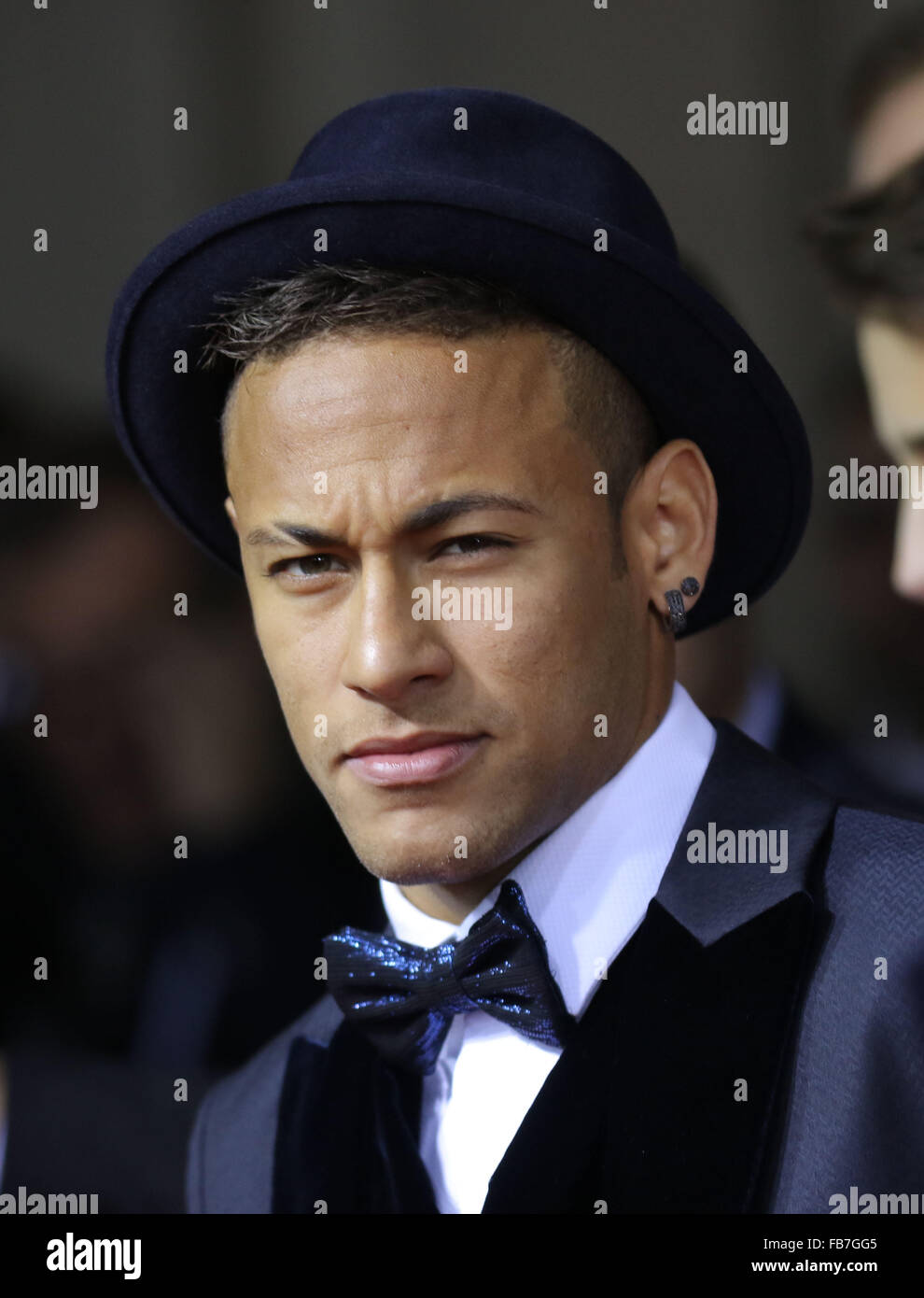 Zurich, Suisse. Jan 11, 2016. Soutien-gorge, NEYMAR Joueur Mondial Gala de l'année FIFA-Weltfussballer footballeur de l'année 2015, la FIFA Ballon d'or dans la Kongresshaus de Zurich, Suisse au 11 janvier 2016 / 11.01.2016 Coupe du Monde de la Player Party Crédit : Peter Schatz/Alamy Live News Banque D'Images