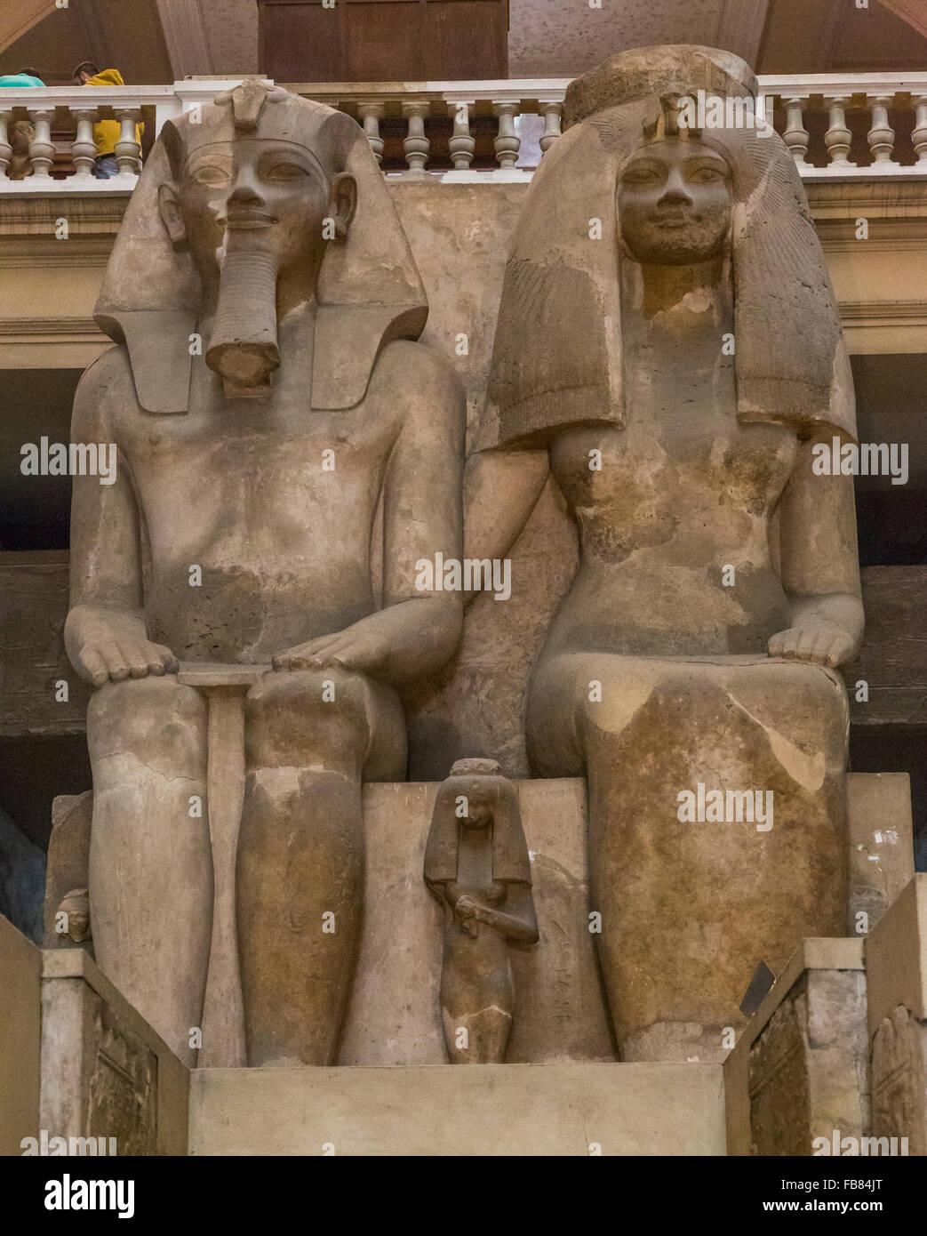 Statue monumentale d'Amenhotep III et de la reine Tiyi, le Musée égyptien, Le Caire, Egypte Banque D'Images