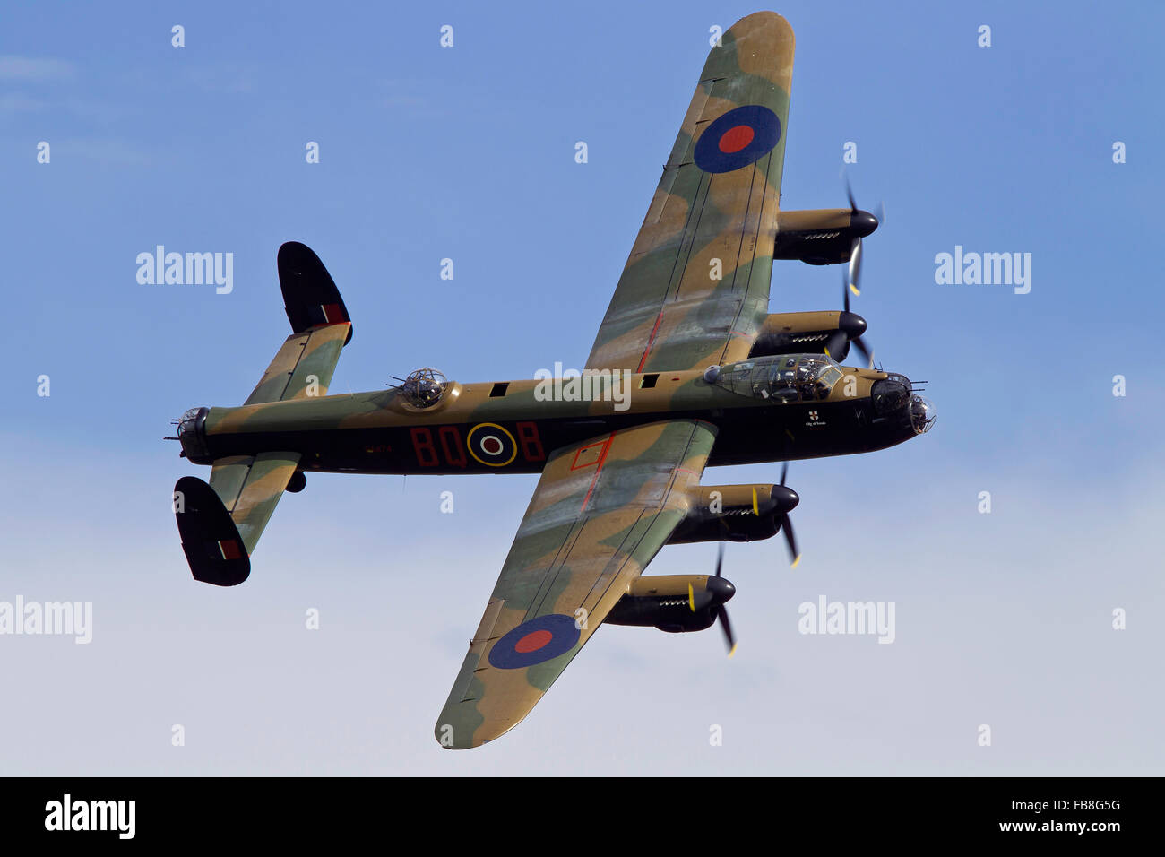 En vol de bombardiers Avro Lancaster Banque D'Images