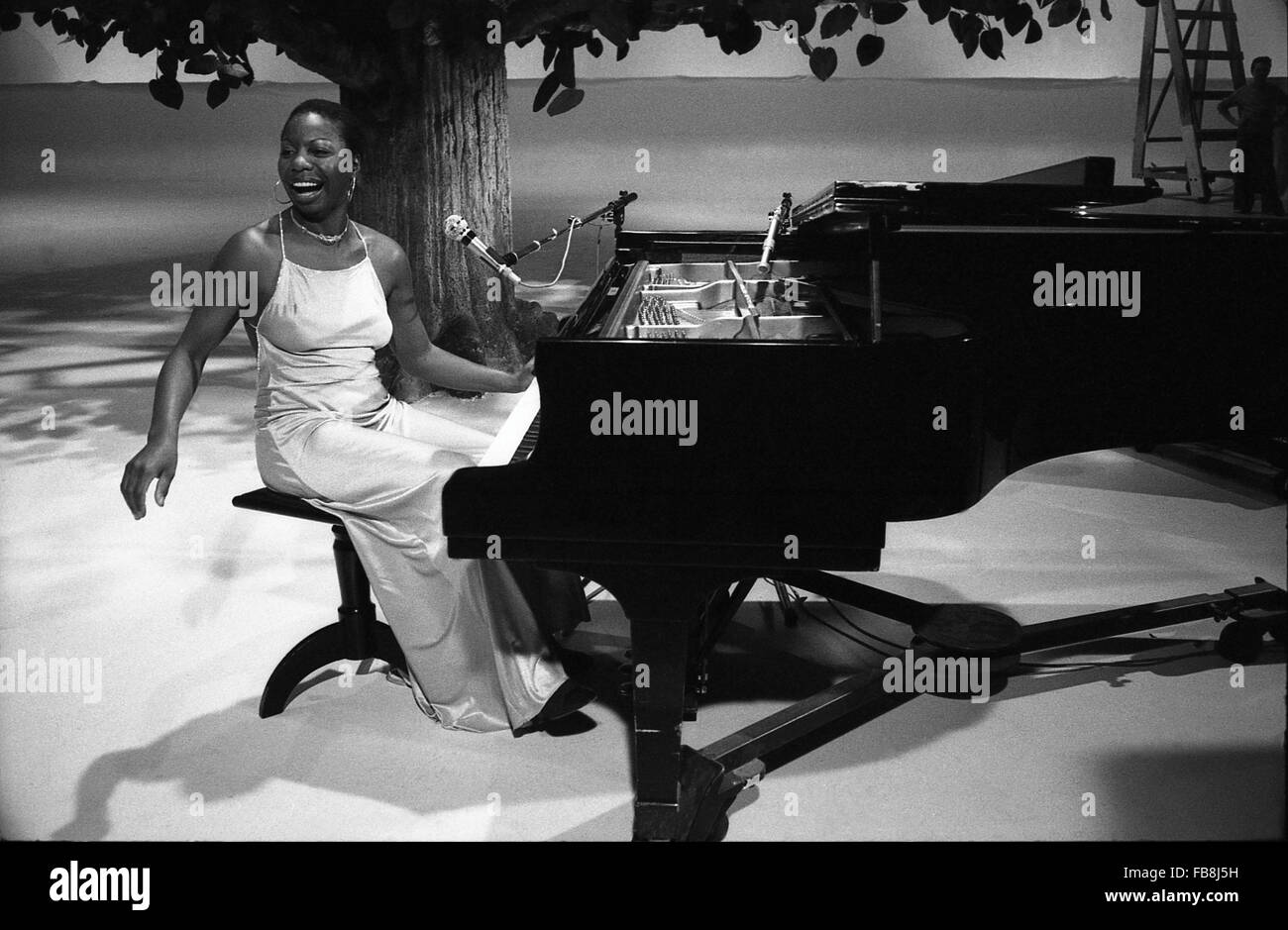 Nina Simone. - 1977 - France / Ile-de-France (région) / Paris - Nina Simone. - Nina Simone ; - Paris concert ; - 1977 ; - Philippe Gras / Le Pictorium Banque D'Images