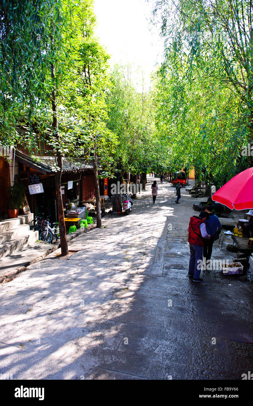 Shaxi, la vieille ville datant de 1451,Sideng Square,Temple,Théâtre,vendredi,Marché,la province du Yunnan en République populaire de Chine, Chine Banque D'Images