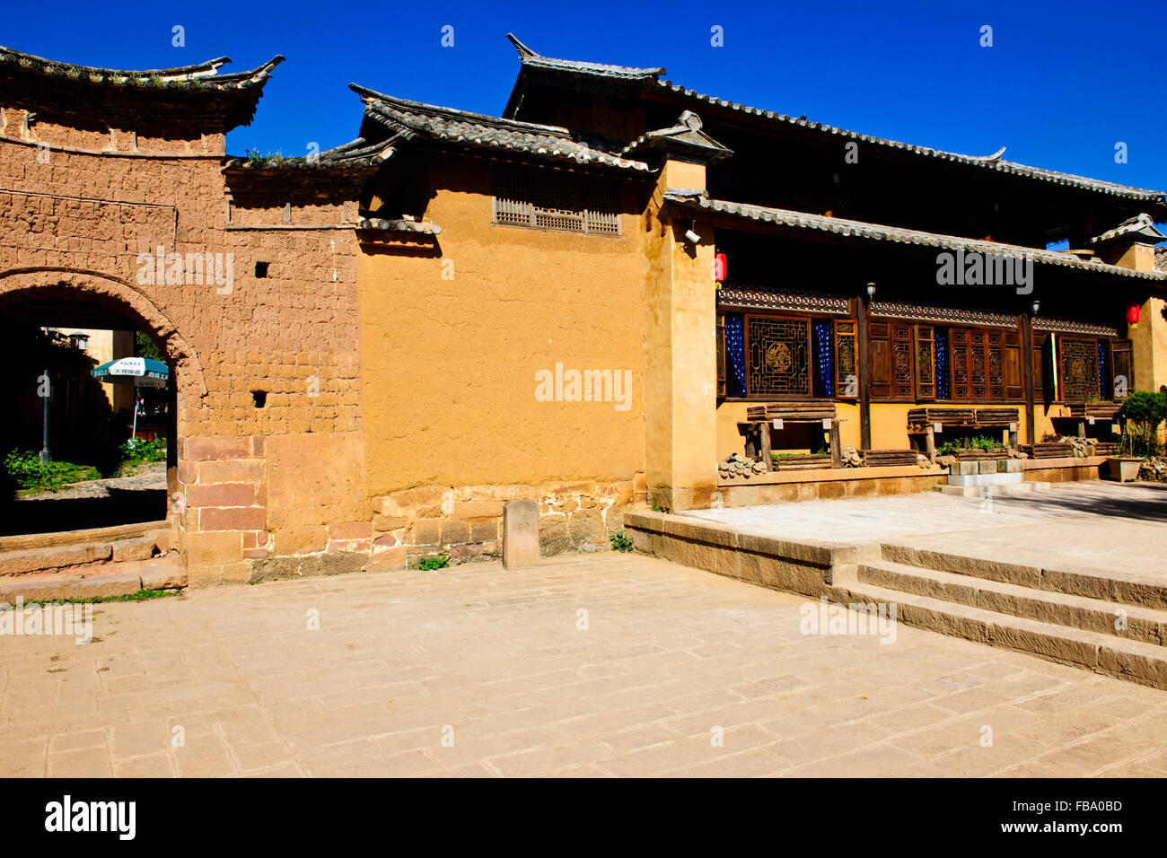 Shaxi, la vieille ville datant de 1451,Sideng Square,Temple,Théâtre,vendredi,Marché,la province du Yunnan en République populaire de Chine, Chine Banque D'Images