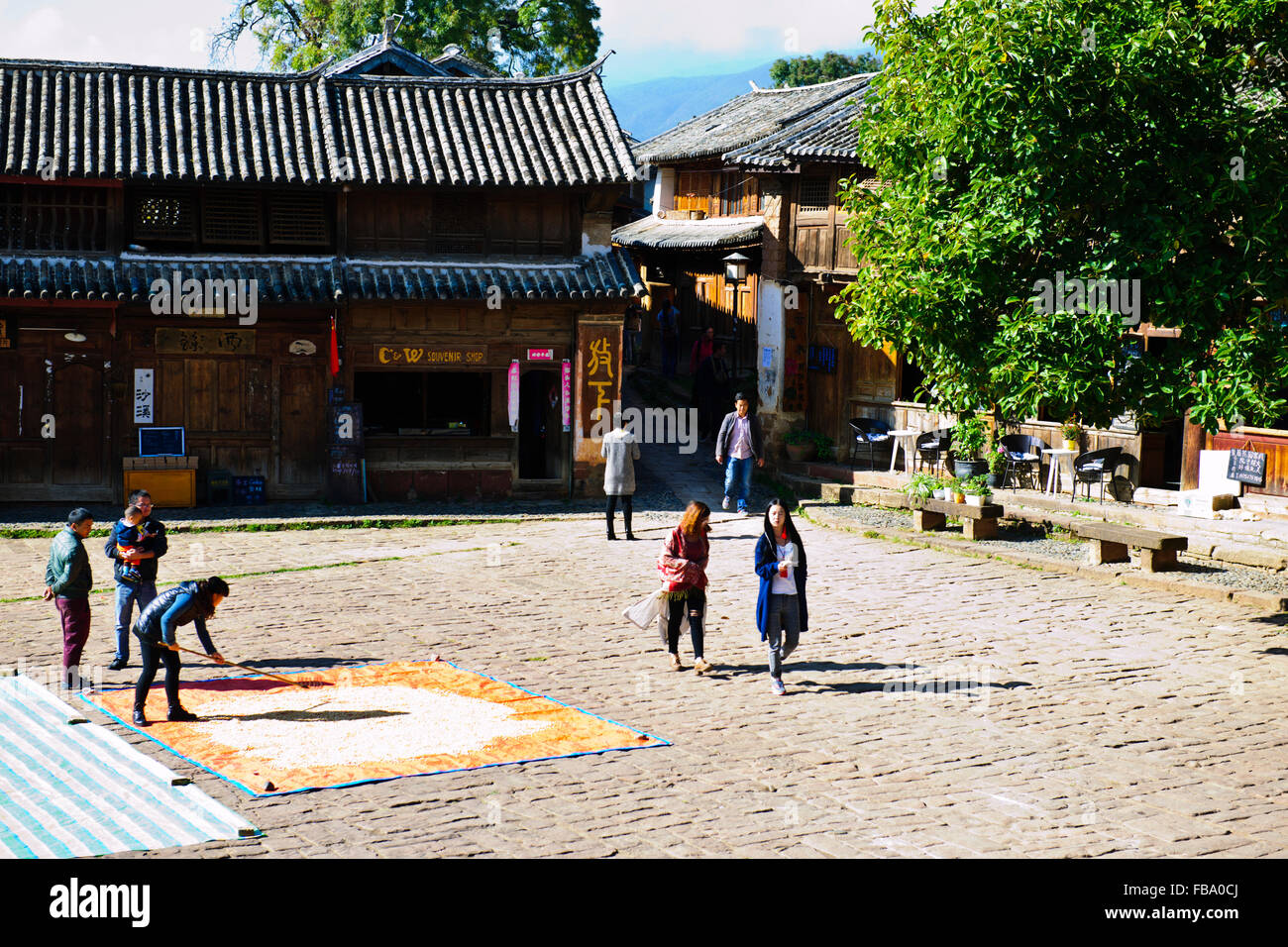 Shaxi, la vieille ville datant de 1451,Sideng Square,Temple,Théâtre,vendredi,Marché,la province du Yunnan en République populaire de Chine, Chine Banque D'Images