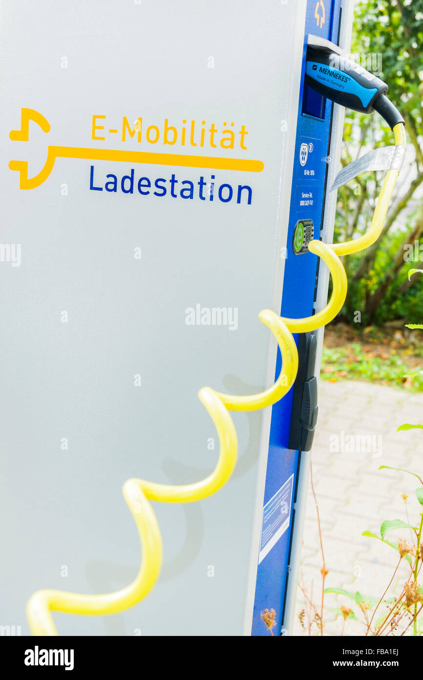 Fournisseur d'énergie enbw, electro station de charge de la mobilité, Stuttgart, baden-Württemberg, Allemagne Banque D'Images