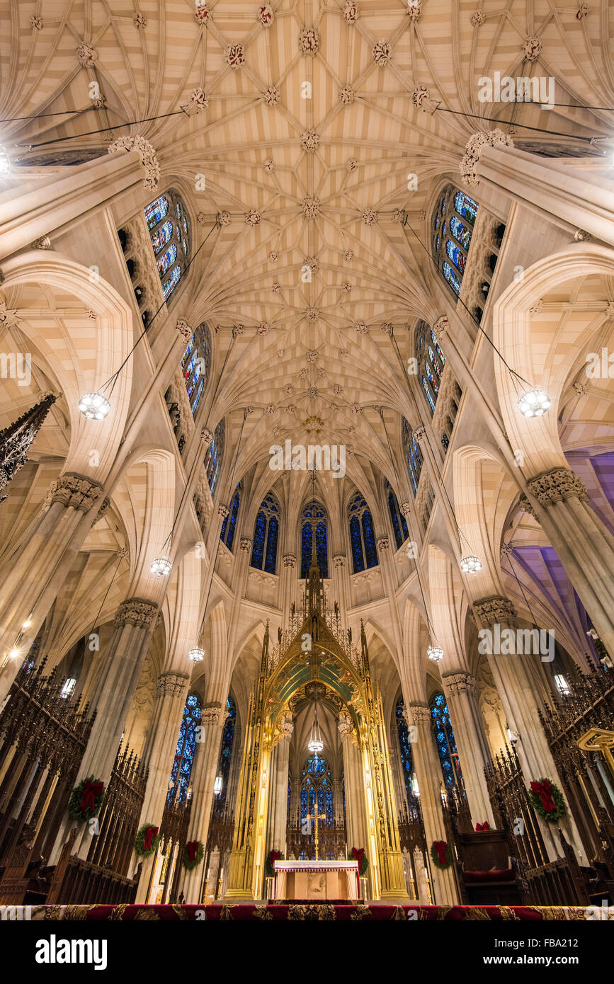 La Cathédrale St Patrick, la Cinquième Avenue, Manhattan, New York, USA Banque D'Images