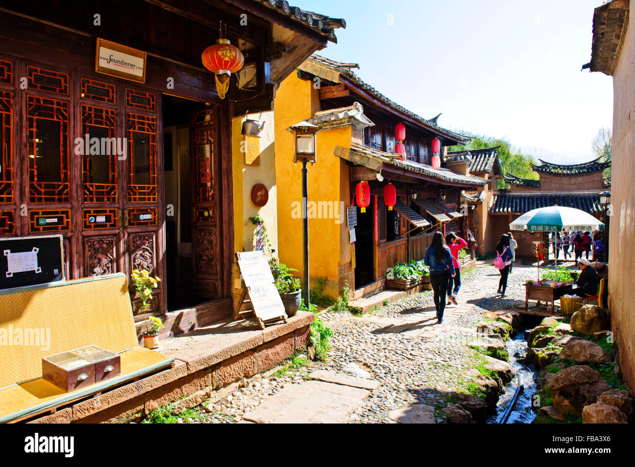 Shaxi, la vieille ville datant de 1451,Sideng Square,Temple,Théâtre,vendredi,Marché,la province du Yunnan en République populaire de Chine, Chine Banque D'Images