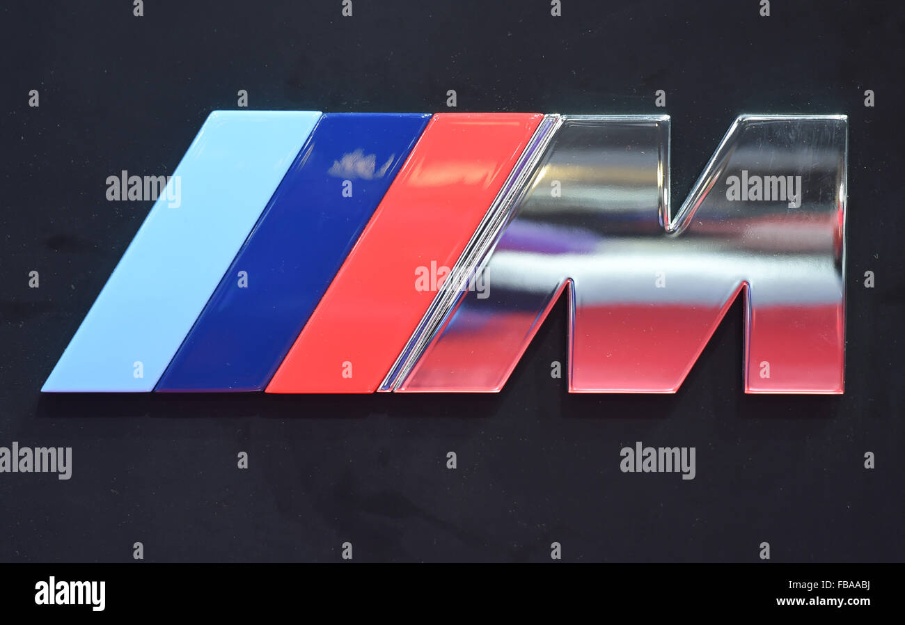 Detroit, Michigan, USA. 12 Jan, 2015. Un logo BMW M vu au cours de la deuxième journée de la presse à la North American International Auto Show (NAIAS) à Detroit, Michigan, USA, 12 janvier 2015. Photo : ULI DECK/dpa/Alamy Live News Banque D'Images