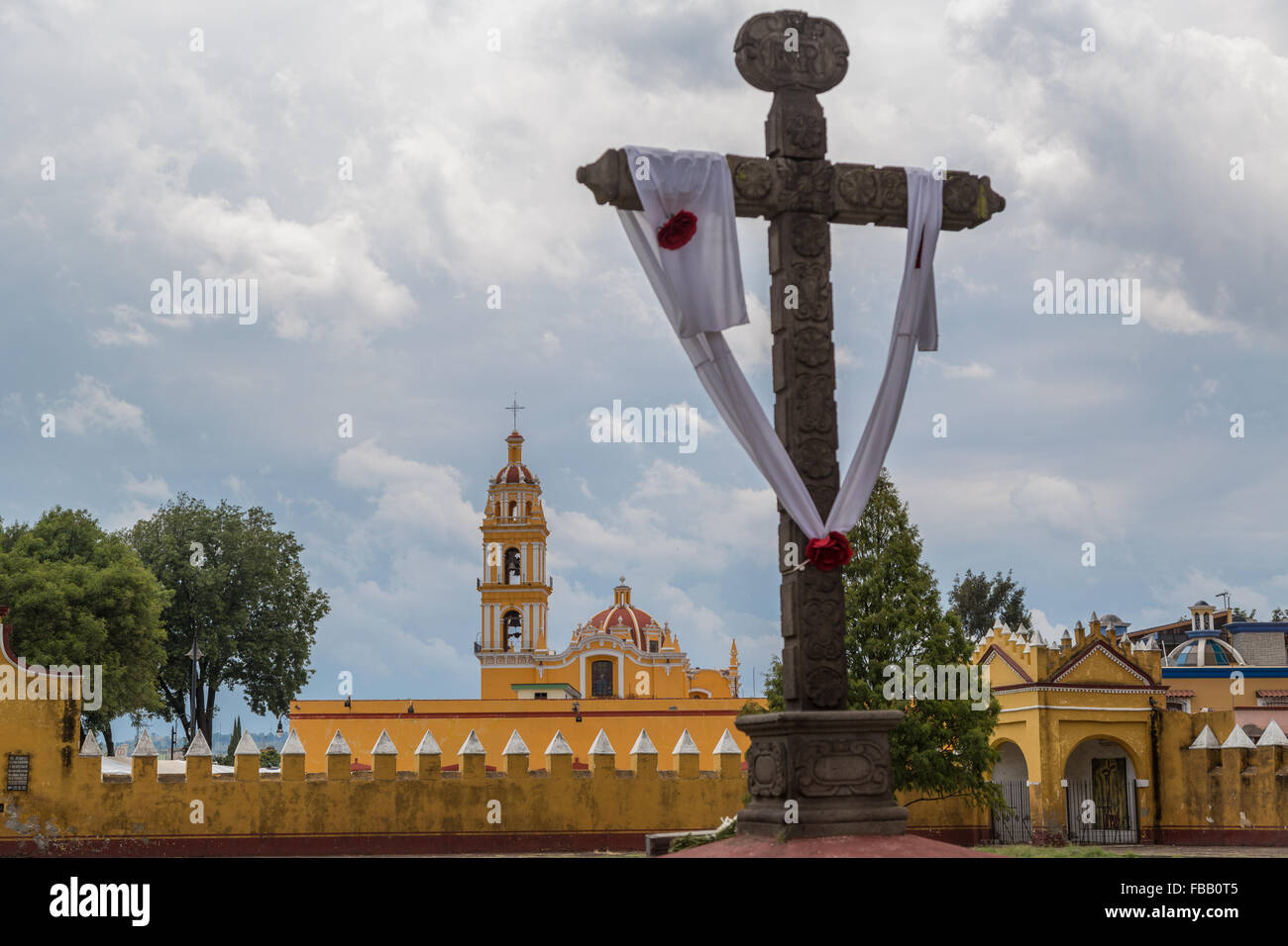 Parroquia de San Pedro Apósto, construit en 1642, est une église catholique romaine de San Pedro Cholula, Puebla, Mexique. Banque D'Images