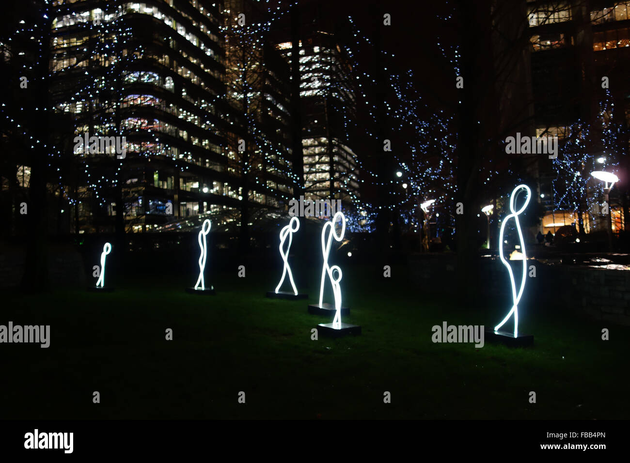 Londres, Royaume-Uni. 12 janvier, 2016. Ma Lumière est votre lumière par Alaa Minawi est exposée au public au Festival de feux d'hiver Banque D'Images