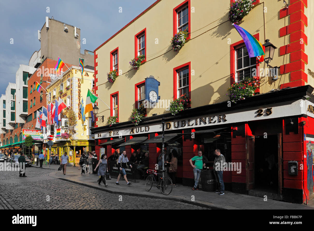 L'Auld Dubliner 25, un bar et restaurant musique traditionnelle dans la flotte street à Dublin, Irlande Banque D'Images