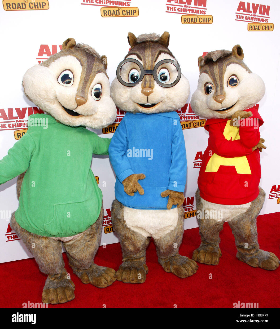Los Angeles premiere de 'Alvin et les Chipmunks : la route Chip' tenue à l'Zanuck Theatre - Arrivées comprend : Alvin, Simon, Théodore Où : Los Angeles, California, United States Quand : 12 déc 2015 Banque D'Images