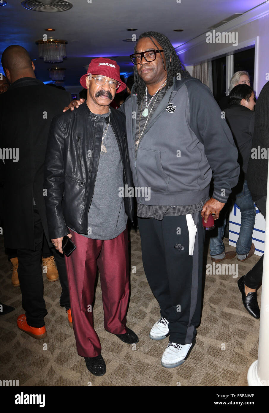 Casper  + NCLUSIVE Winter Wonderland hébergé par Zendaya avec : Dennis Graham, Kazembe Ajamu Coleman Où : Los Angeles, California, United States Quand : 13 déc 2015 Banque D'Images