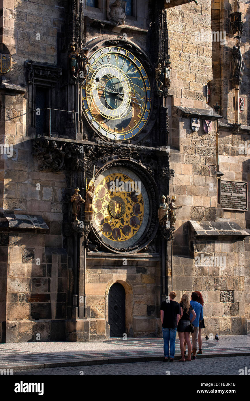 L'horloge astronomique, l'Ancien hôtel de ville ; Prague, République Tchèque Banque D'Images
