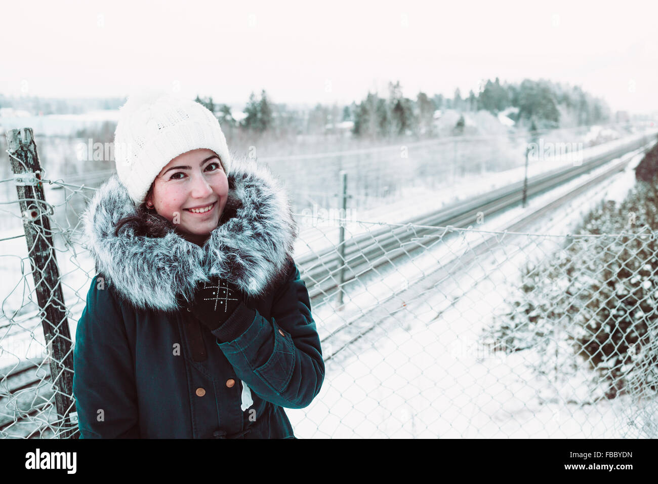 Beautiful Girl smiling in a white hat Banque D'Images
