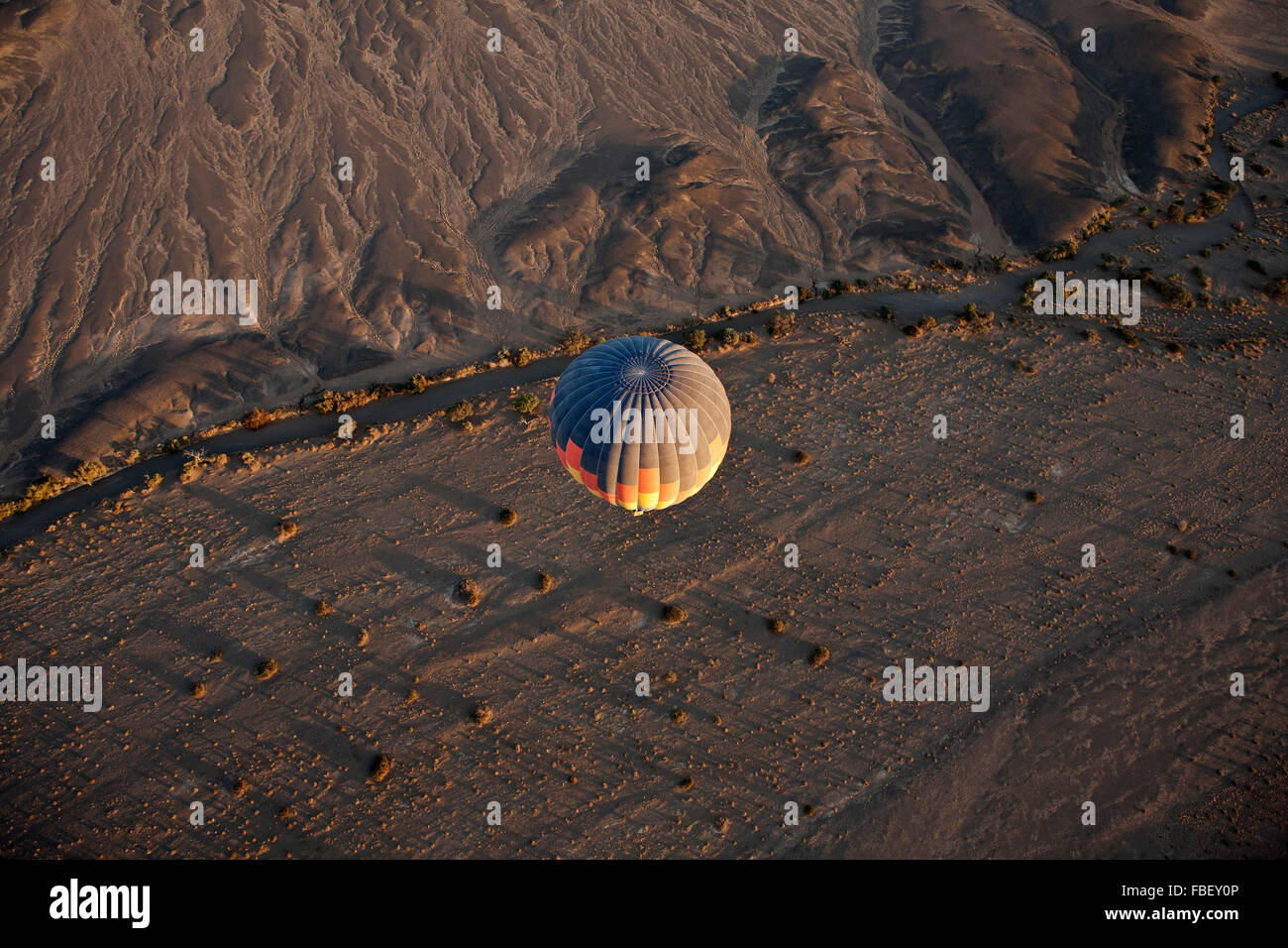 Vol en montgolfière sur les dunes du désert de Namib Naukluft NP Namibie Banque D'Images