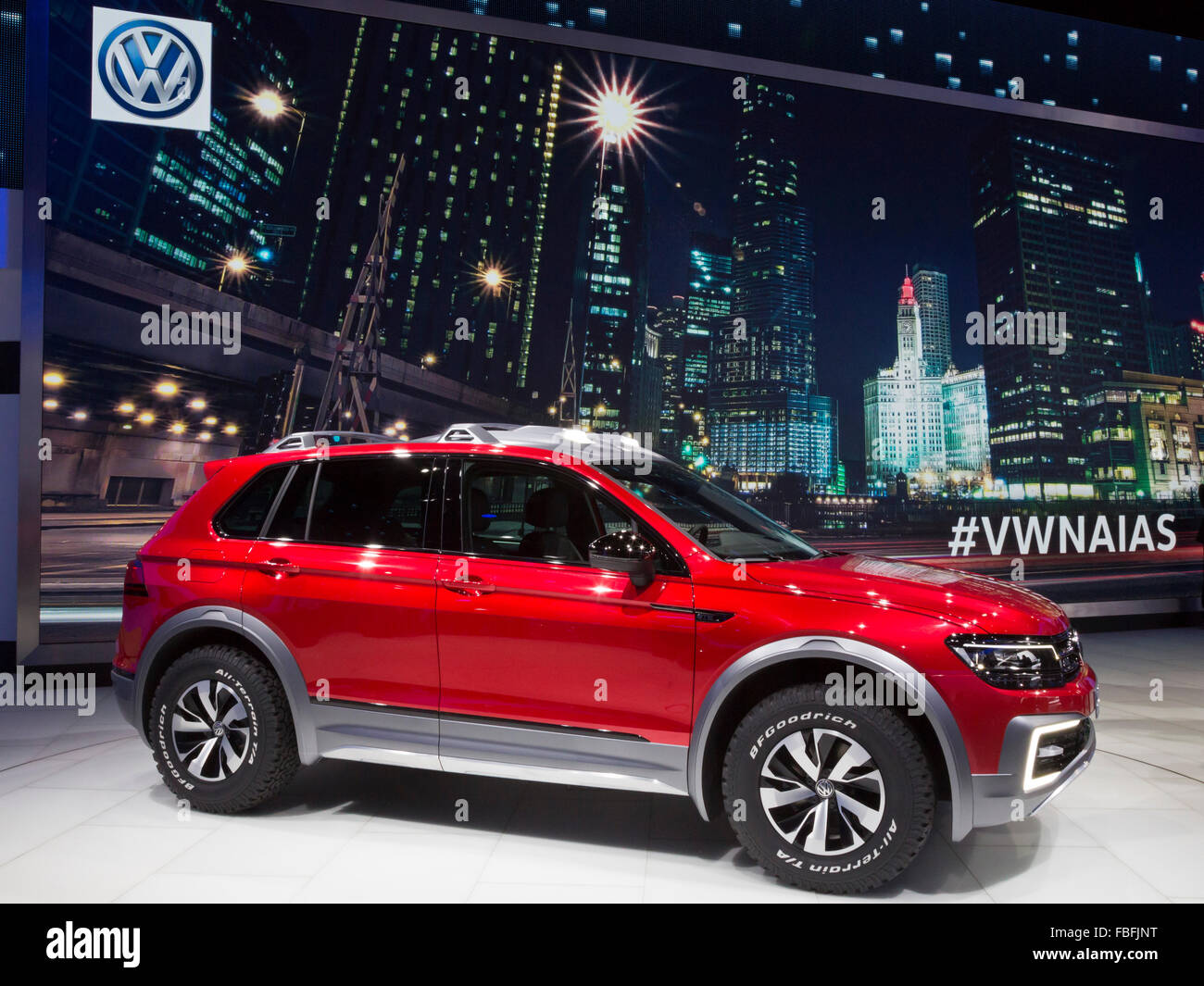 Detroit, Michigan - le Volkswagen Tiguan GTE concept car sur l'affichage à la North American International Auto Show. Banque D'Images