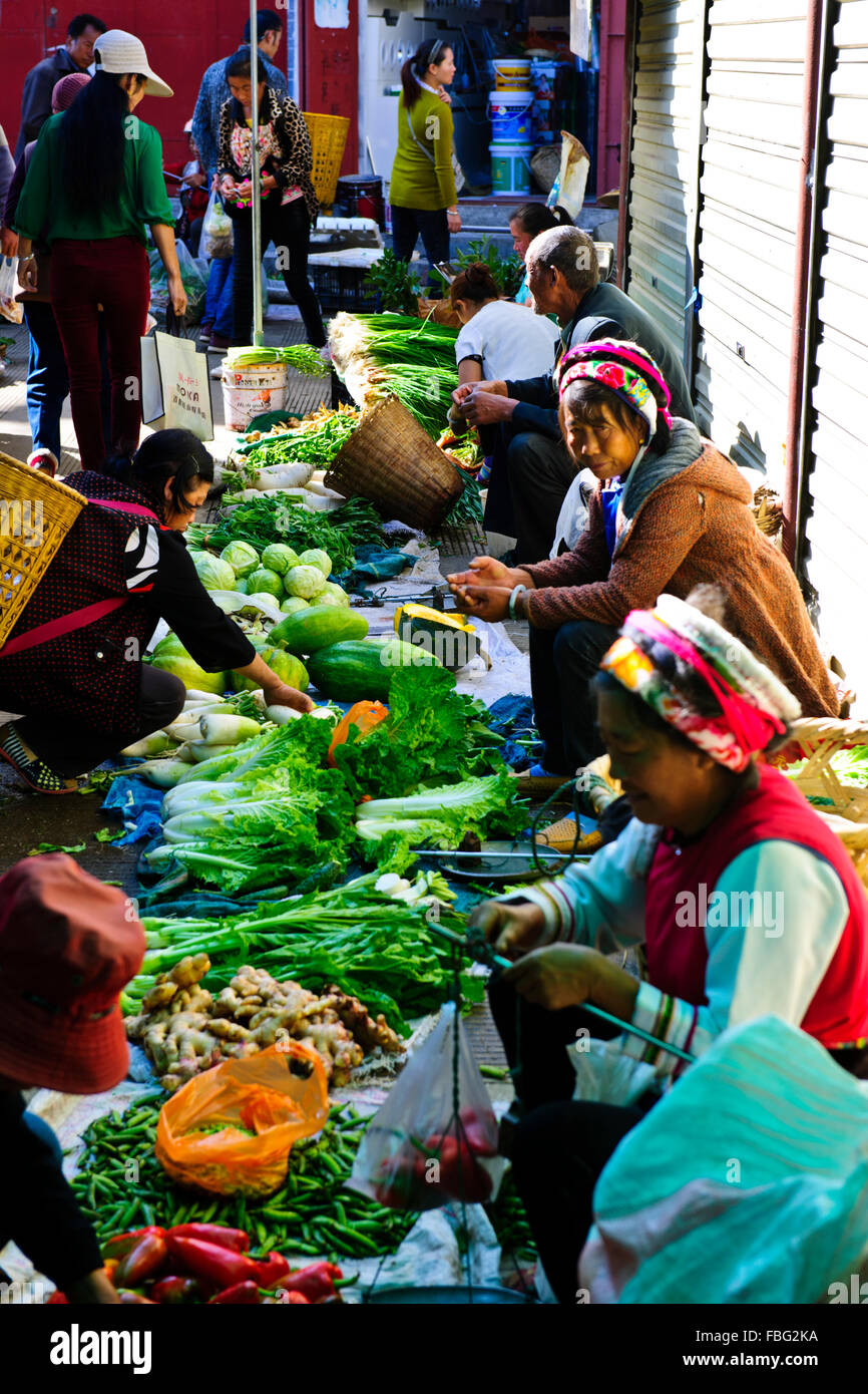 Shaxi,aliments,Marché,Légumes,épices Ingrédients médicinaux chinois de la province de Yunnan, Chine, République populaire de Chine, Chine Banque D'Images