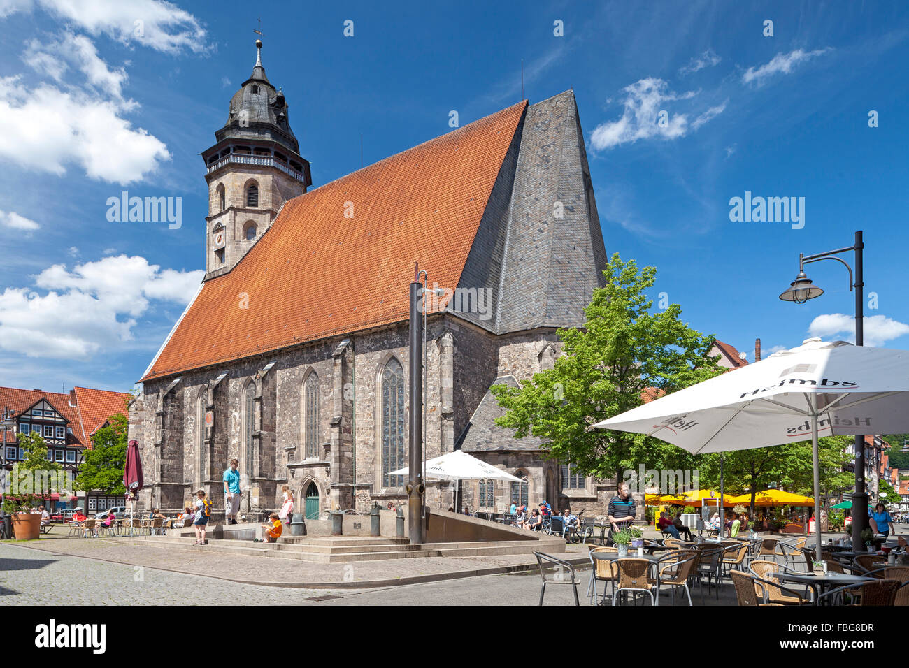 Allemagne, Hesse, Hanovre Münden, protestante luthérienne d'église de ville sur la place du marché Banque D'Images