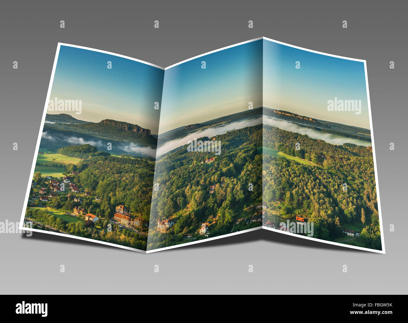 Vue de la Montagne de la table Lilienstein dans le parc national Suisse Saxonne, près de Dresde, Saxe, Allemagne, Europe Banque D'Images