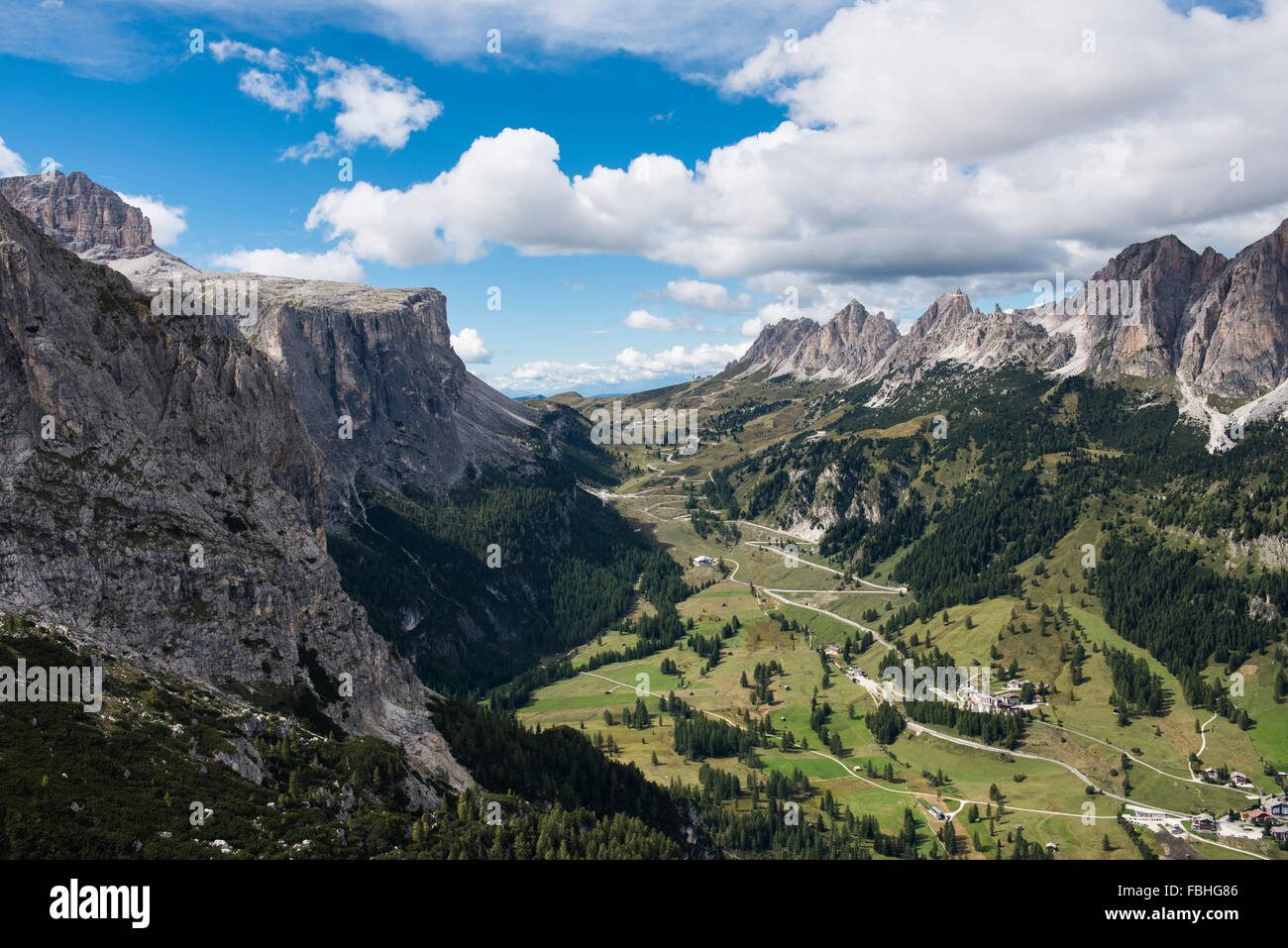 Groupe du Sella, Val Gardena col de montagne, les Dolomites, le Tyrol du Sud, Sella, Corvara, Piz Selva, Italie, paysage, photo aérienne Banque D'Images