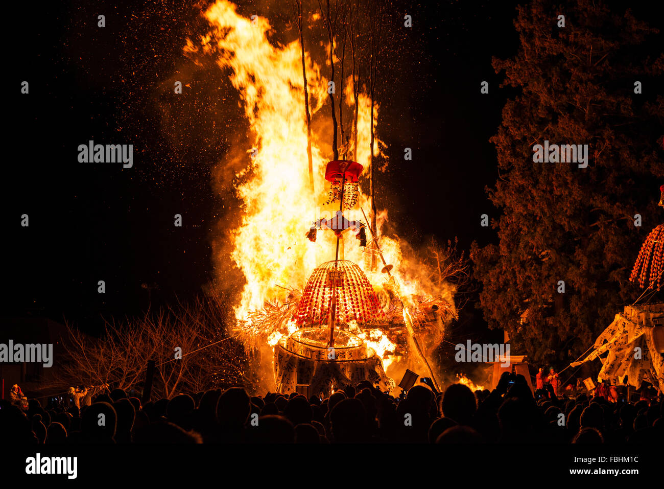 La fête du feu, matsuri à Nozawaonsen dosojin, à Nagano, Japon Banque D'Images