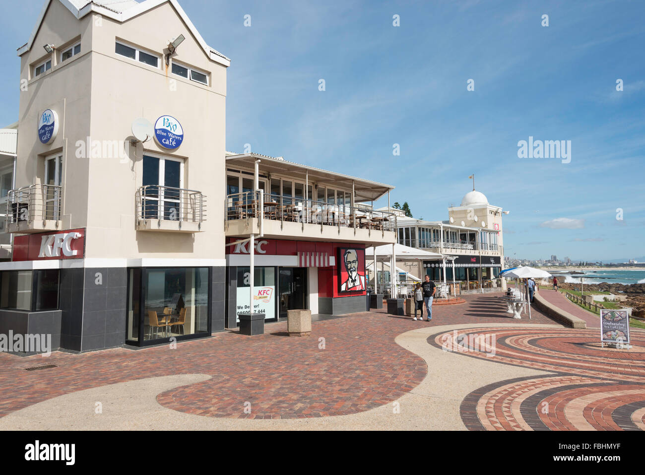 Les eaux bleu Cafe sur la promenade, Port Elizabeth, Nelson Mandela Bay, municipalité Province orientale du Cap, Afrique du Sud Banque D'Images