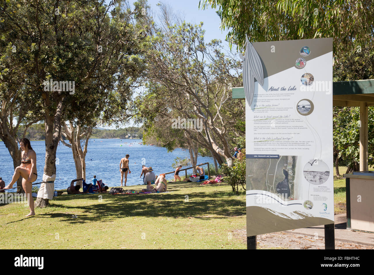 Lake Ainsworth à Lennox Head sur la côte nord de la Nouvelle-Galles du Sud, Australie Banque D'Images