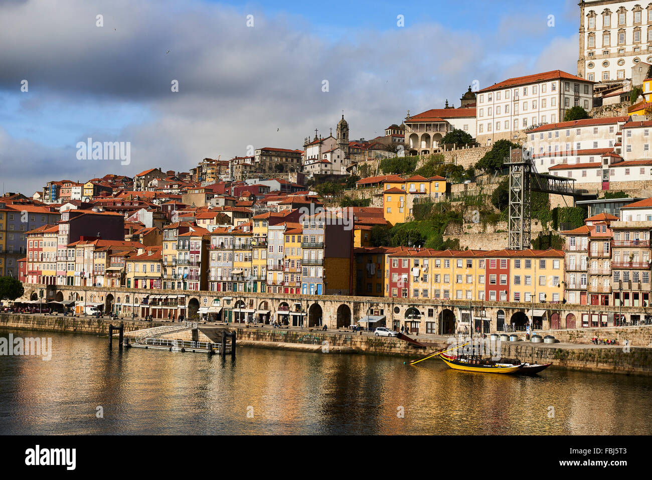 Vieille ville de Porto vue depuis le Pont Luis I, Porto, Portugal, Europe Banque D'Images
