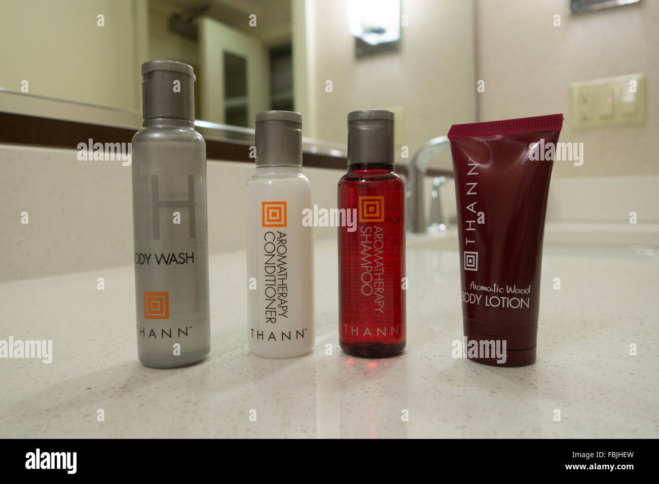 Les clients de l'hôtel format voyage toilette Lotion Shampooing Revitalisant Body Wash Banque D'Images