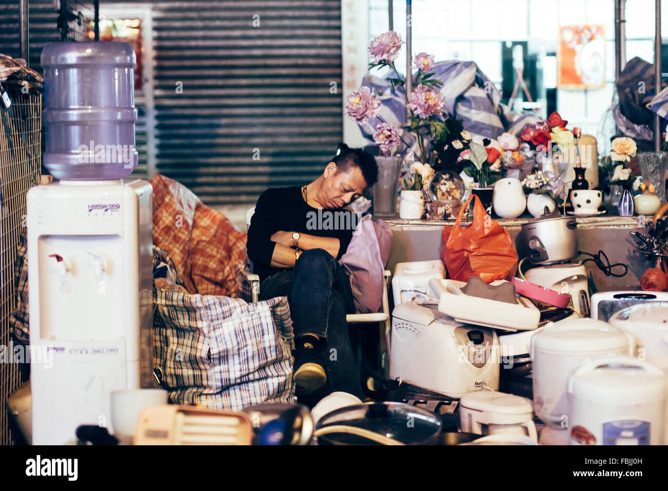 HONG KONG - Dec 21 : c'est le marché de nuit dans le quartier Sham Shui Po à Hong Kong Kong le 21 février 2015. Banque D'Images