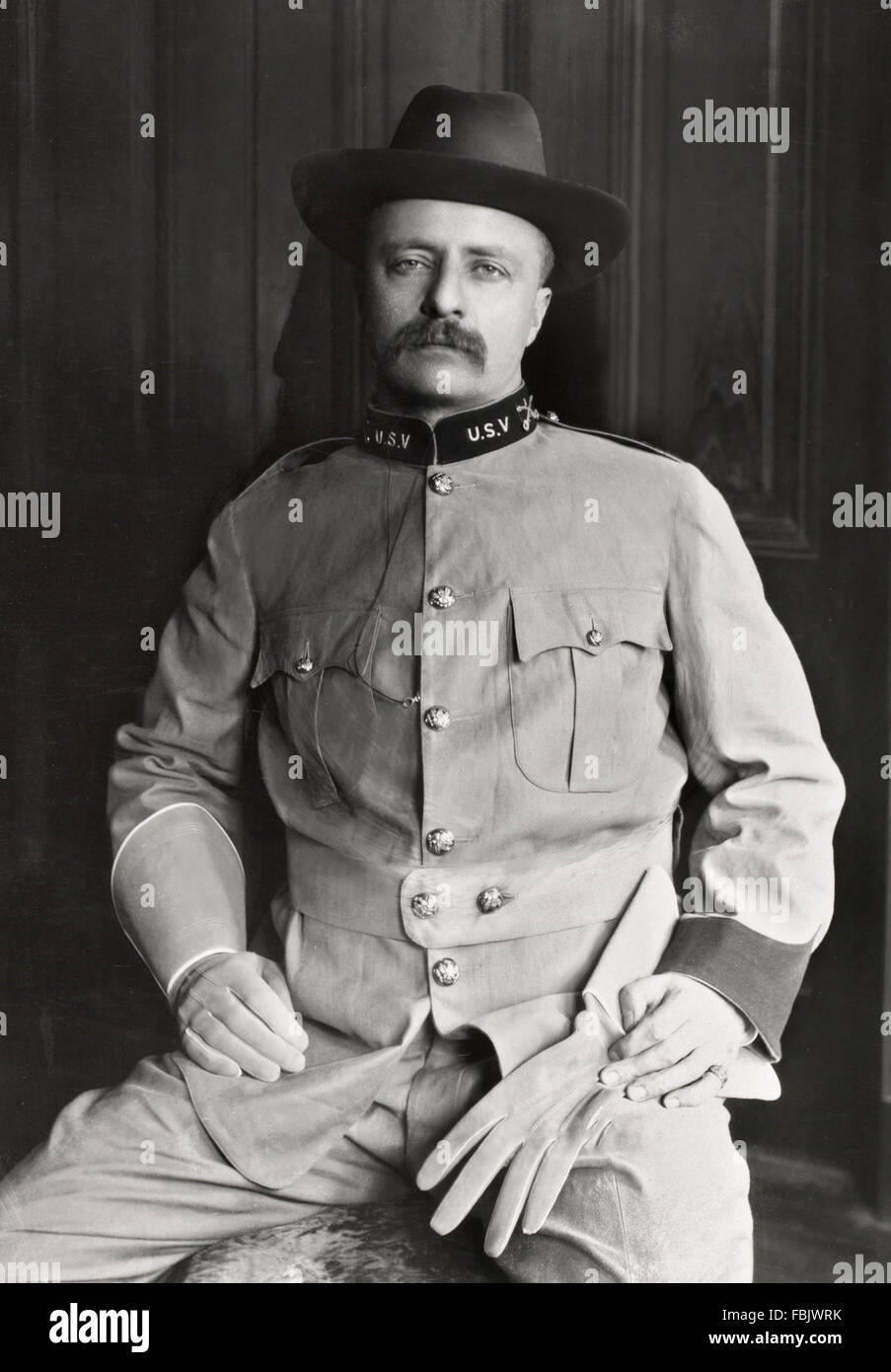 Lt colonel Theodore Roosevelt, 26e président des USA, dans l'uniforme du 1er Régiment de Cavalerie volontaire des Etats-Unis (les Rough Riders), 1898 Banque D'Images