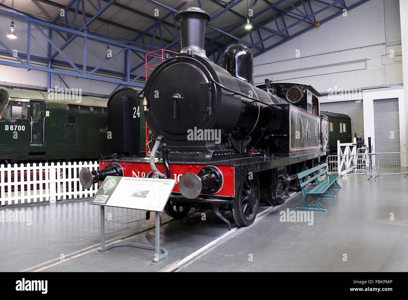 Images de locomotion historique moderne de jour, les locomotives et les merveilles de l'ingénierie aux niveaux national Railway Museum, York, Royaume-Uni. Banque D'Images