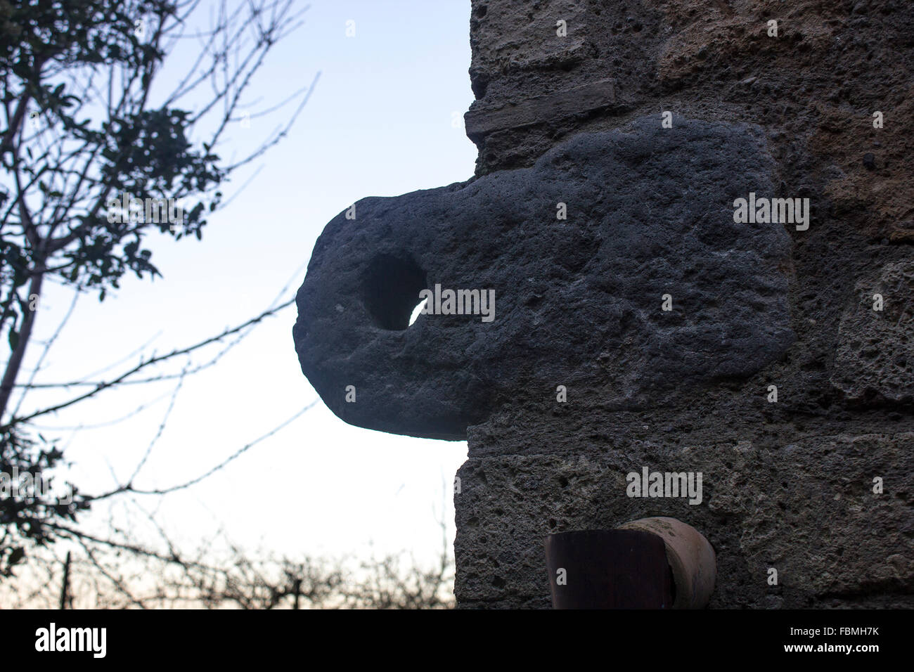 Italy-Lazio-Civita de Bagnoreggio-relieuse anciens chevaux Banque D'Images