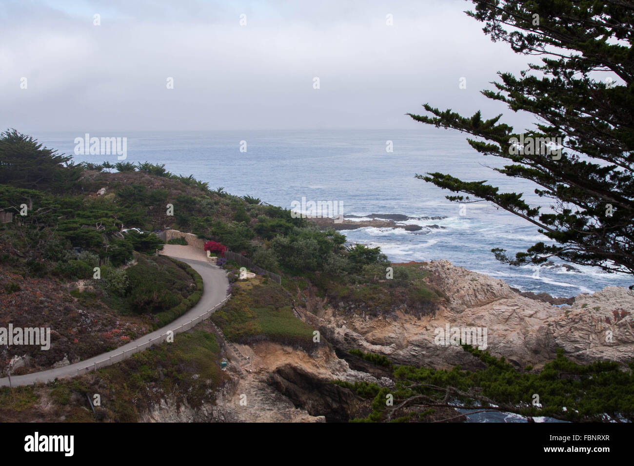 Vue de l'entrée le long de la Route 1, et l'Océan Pacifique Banque D'Images