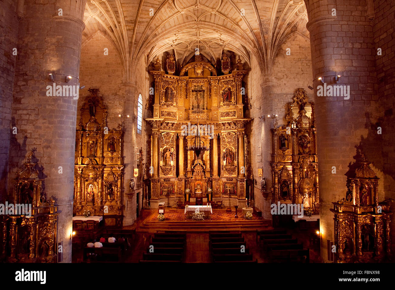 Église de Santiago, Puente la Reina - Gares, Navarre. Espagne Banque D'Images