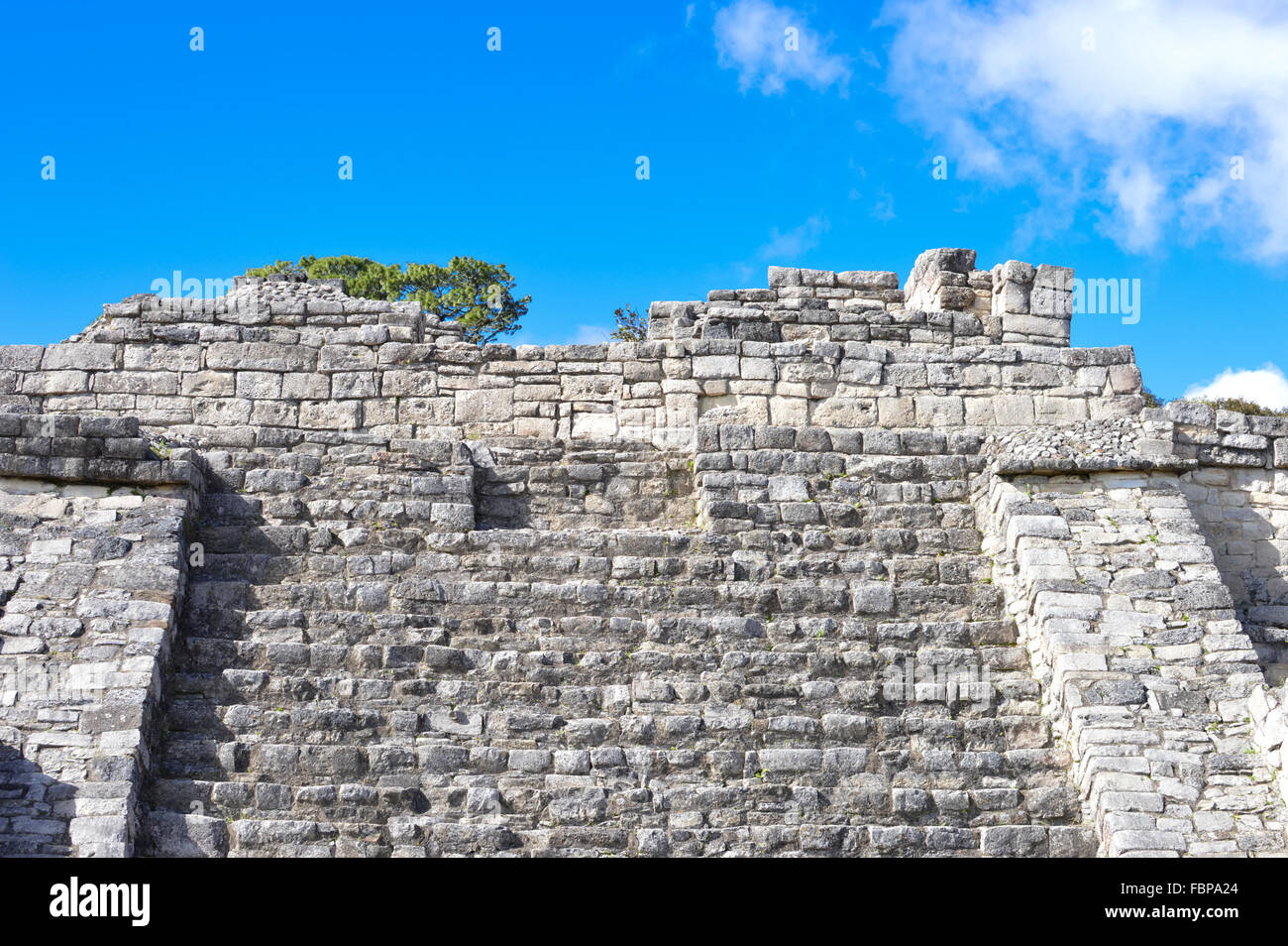 Les anciens Mayas, pyramis au site archéologique de Chinkultic au Chiapas, Mexique Banque D'Images