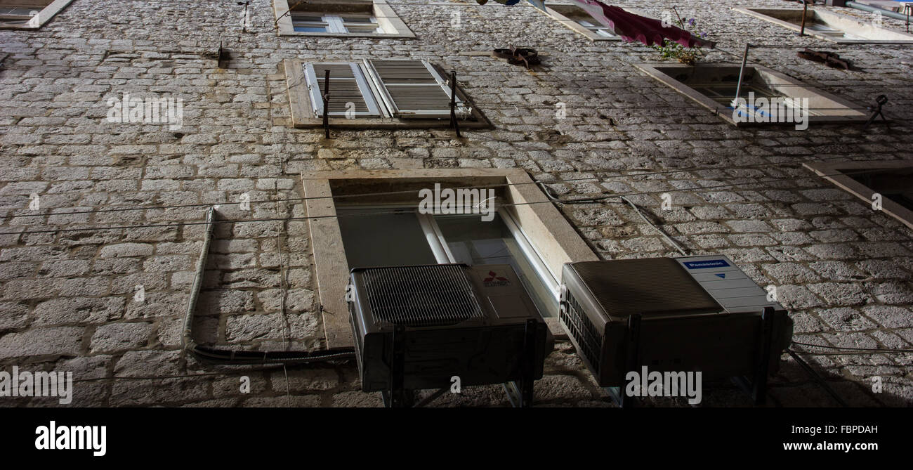 Dubrovnik est une ville du sud de l'Espagne face à la mer Adriatique. Il est connu pour son Old Town Banque D'Images