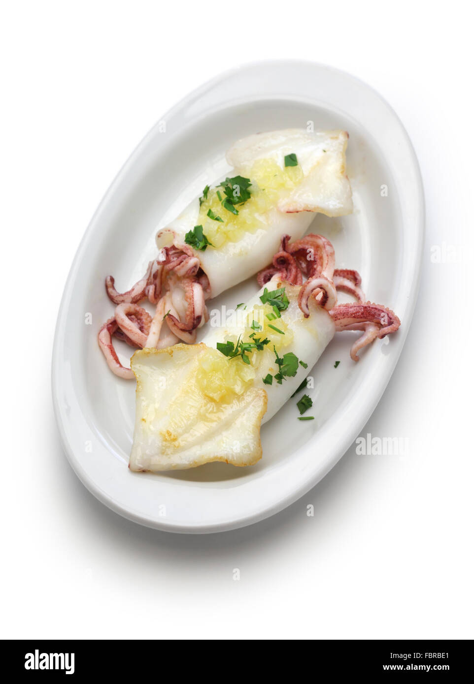 Les calamars à la plancha, Calmar grillé, nourriture espagnol isolé sur fond blanc Banque D'Images