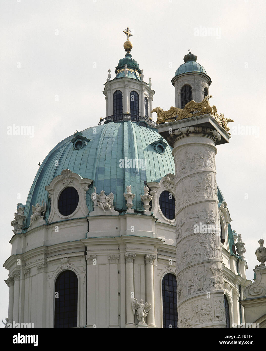 L'Autriche. Vienne. Karlskirche (St. L'église de Charles). Baroque. Architecte : Johann Bernhard Fischer von Erlach (1656-1723). Dome. Banque D'Images