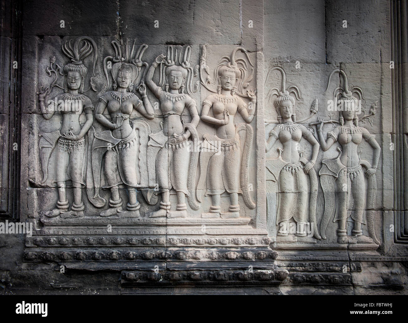 Les danseuses Apsara, bas-relief d'Angkor, au Cambodge Banque D'Images