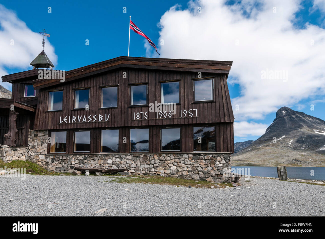 Mountain hotel Leirvassbu, le parc national de Jotunheimen, Sogn og Fjordane, Norvège, Europa Banque D'Images