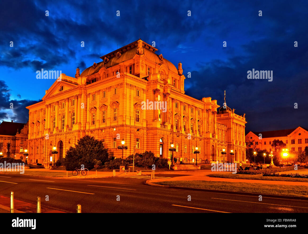 Théâtre National de Zagreb Zagreb Nacht - Théâtre National nuit 01 Banque D'Images