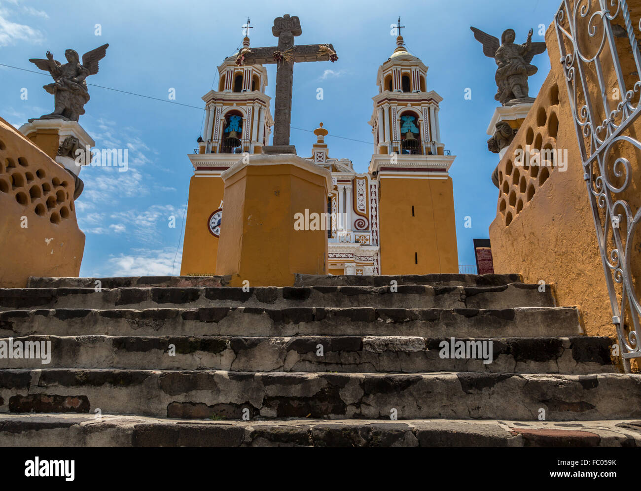 Le Santuario Nuestra Señora de los Remedios à Cholula, a été construit en 1594 comme un hommage à la Vierge des remèdes. C'est bu Banque D'Images