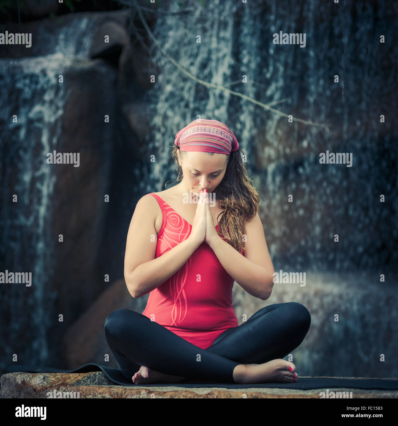 Sukhasana Banque D'Images