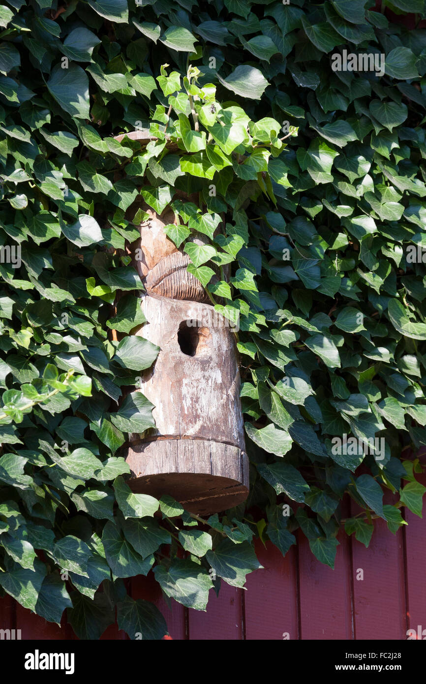 Nichoir, volière, nichoir, Nistkasten Nisthilfe Vogelschutz,,, Meisenkasten Vogelkasten Vogelnistkasten,, Banque D'Images