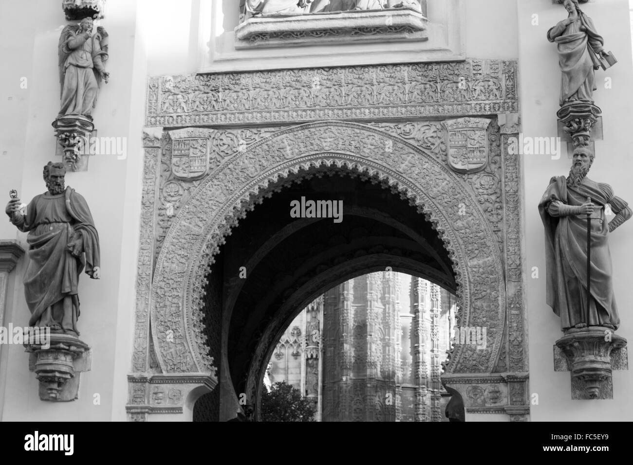 Moorsih gate de la cathédrale patio Banque D'Images