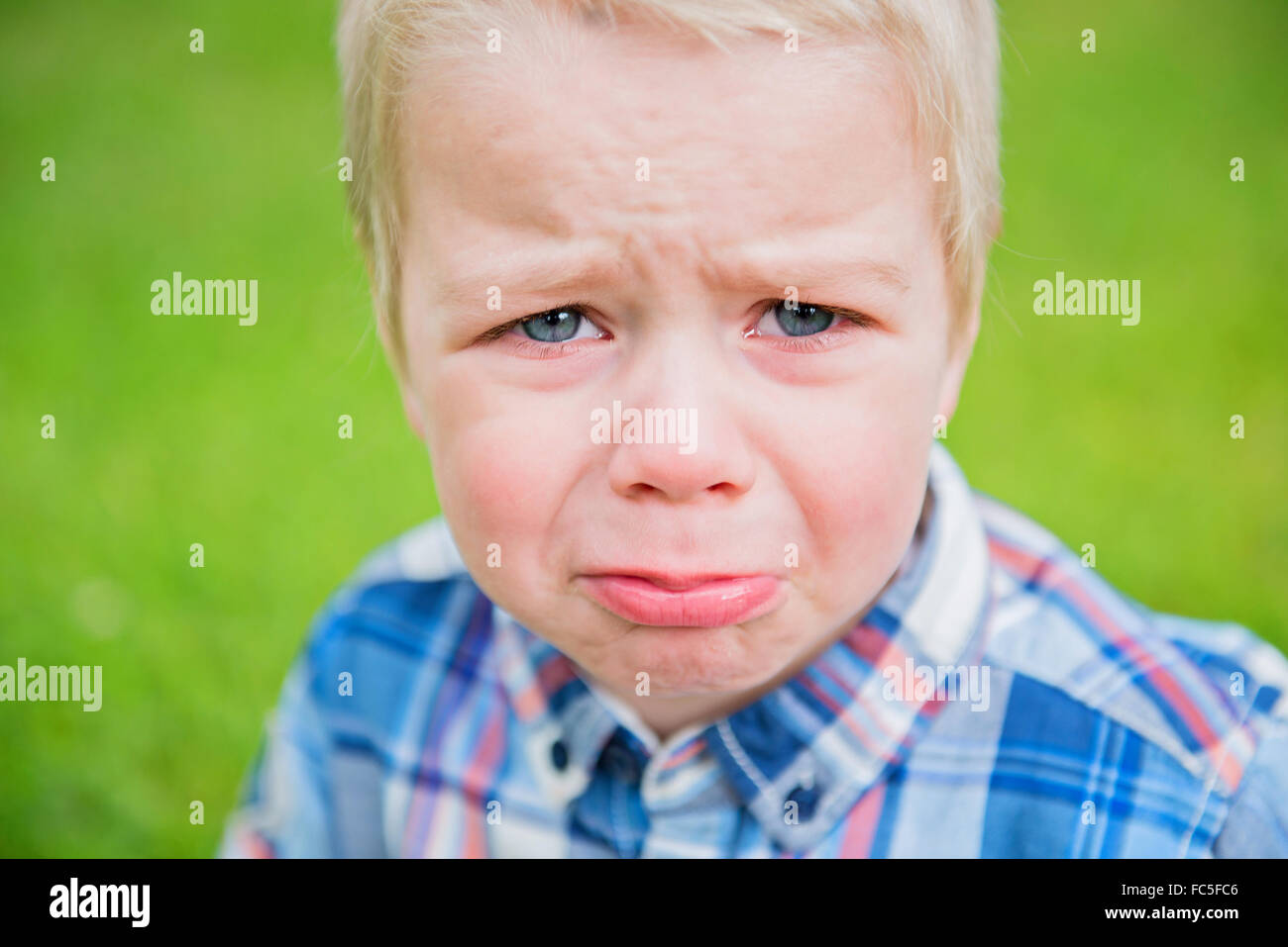 Bébé qui pleure Banque D'Images