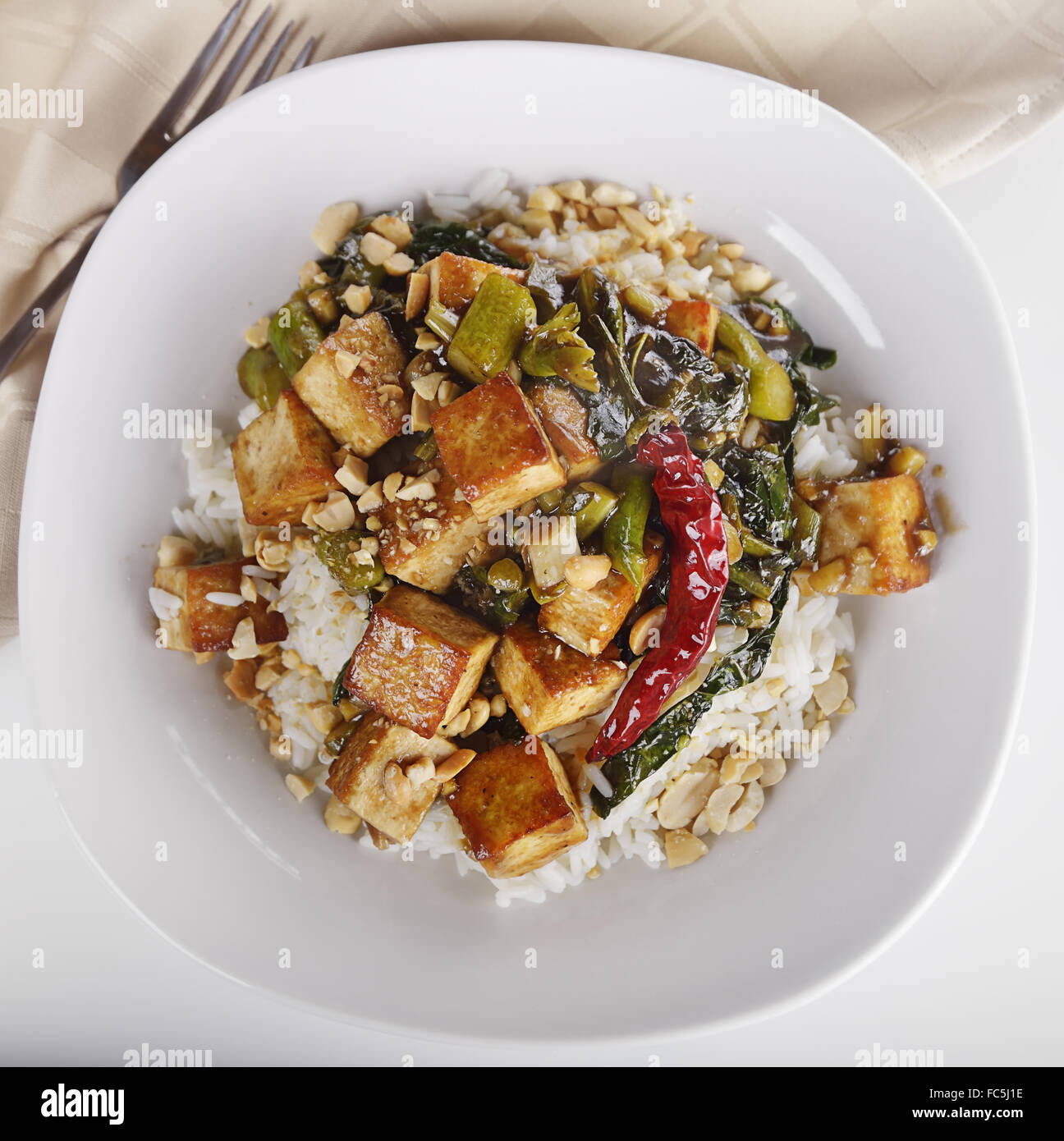 Tofu avec le brocoli chinois et le riz Banque D'Images